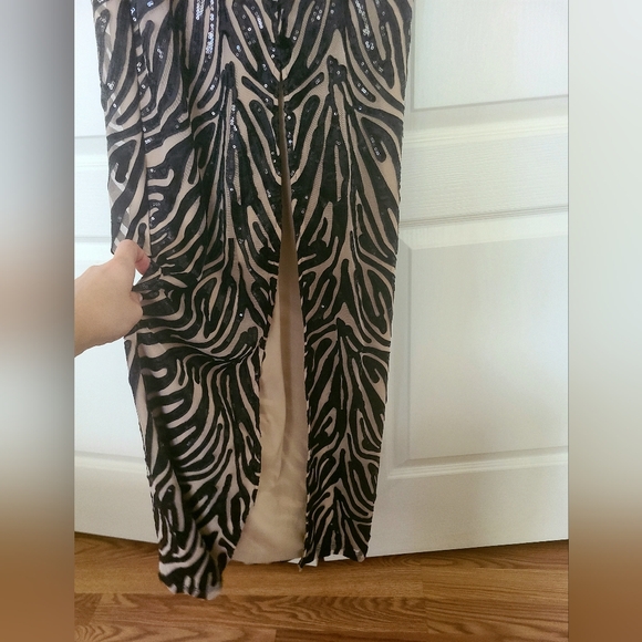 New Beautiful evening dress - Picture 3 of 7